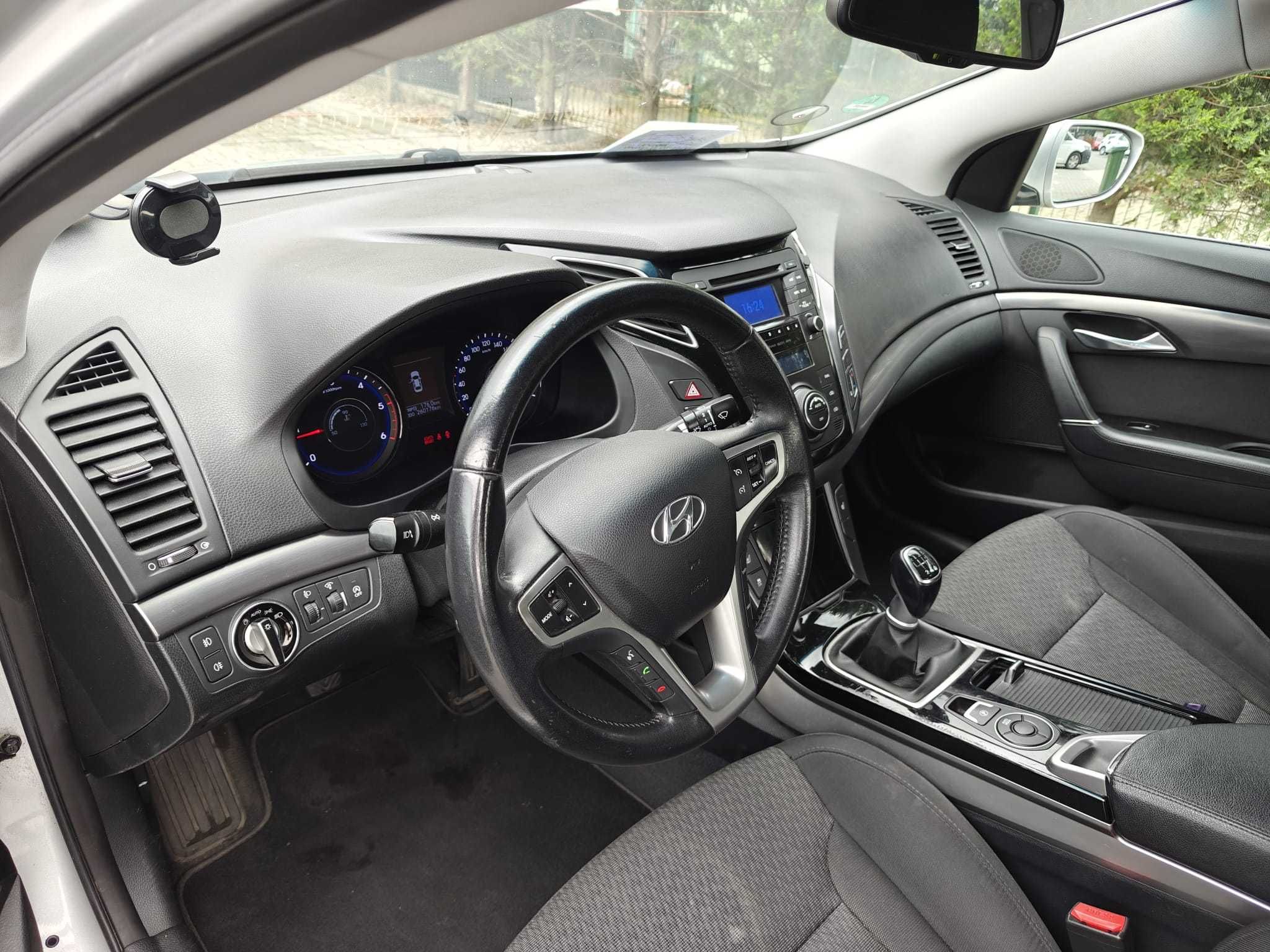 Hyundai i40 1,7 diesel, recent adusa (rar efectuat) fără investiții