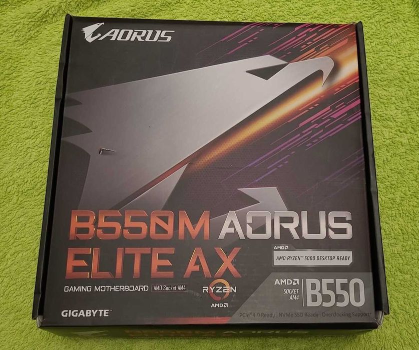 kit AMD Ryzen 9 5900X up 4.8 GHz + GIGABYTE B550M AORUS ELITE AX