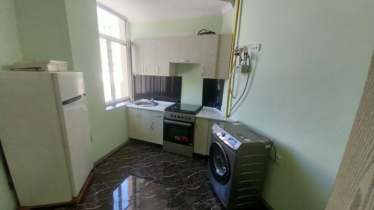 Eski sum yonida kv ijaraga beriladi