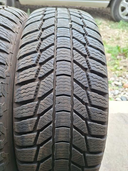 225/60 R17 GENERAL