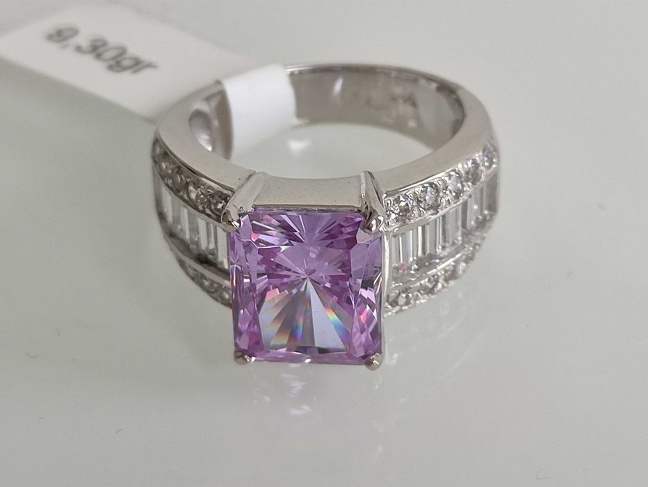 Inel aur 14k cu zirconii 9,3gr