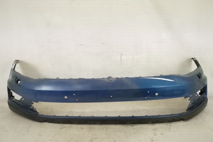 Предна броня Оригинална Със Сензори И Миещи Устройства В Добро Състоян