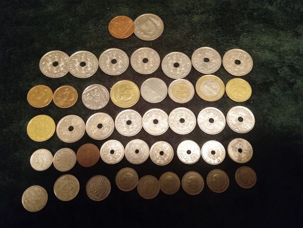 Vând monede de colectie