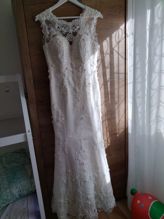 Vand rochie de mireasa