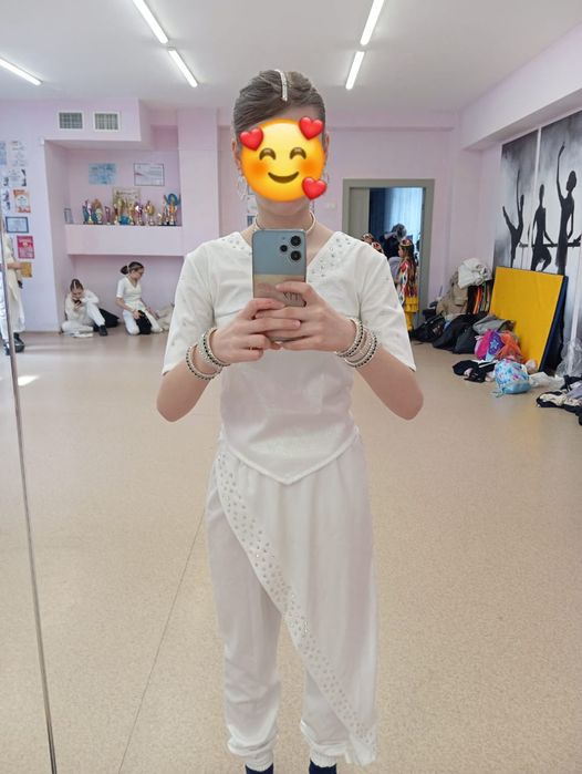 Продам костюм для индийского танца