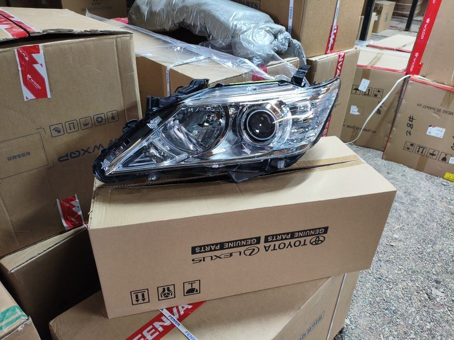 Передние Фары Тойота Камри 50 Европа