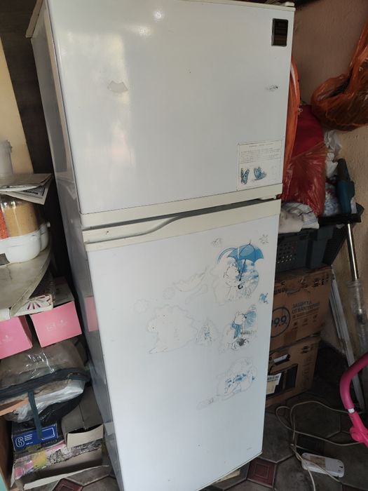 Холодильник холодильник