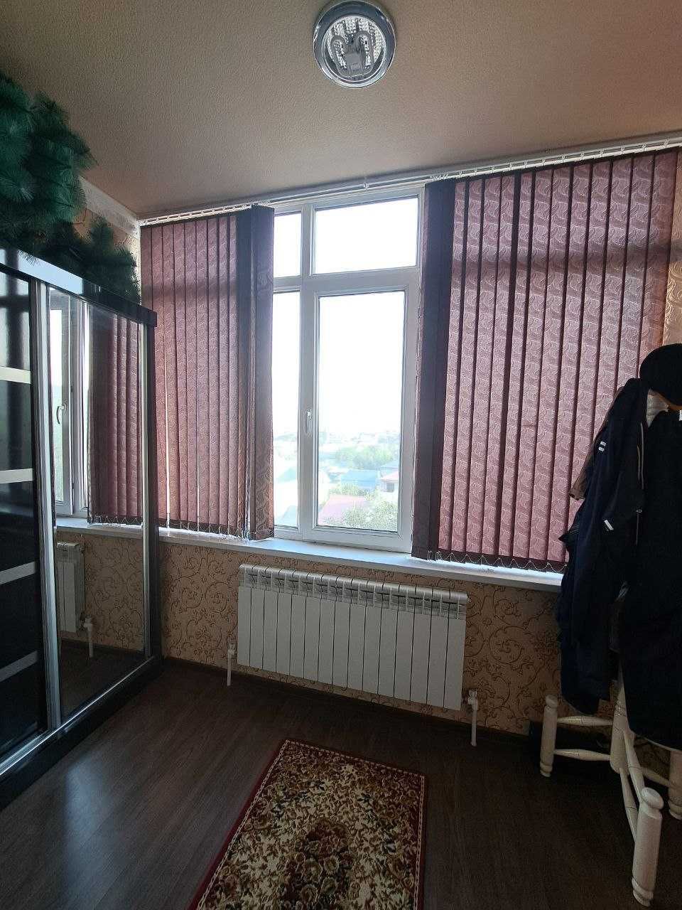 3х комнатная квартира на 4 этаже 96кв/м, в Самарканде