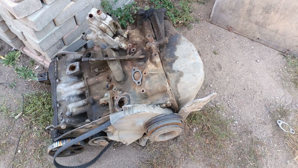 Мотор Ауди 100 C 4 2.0.