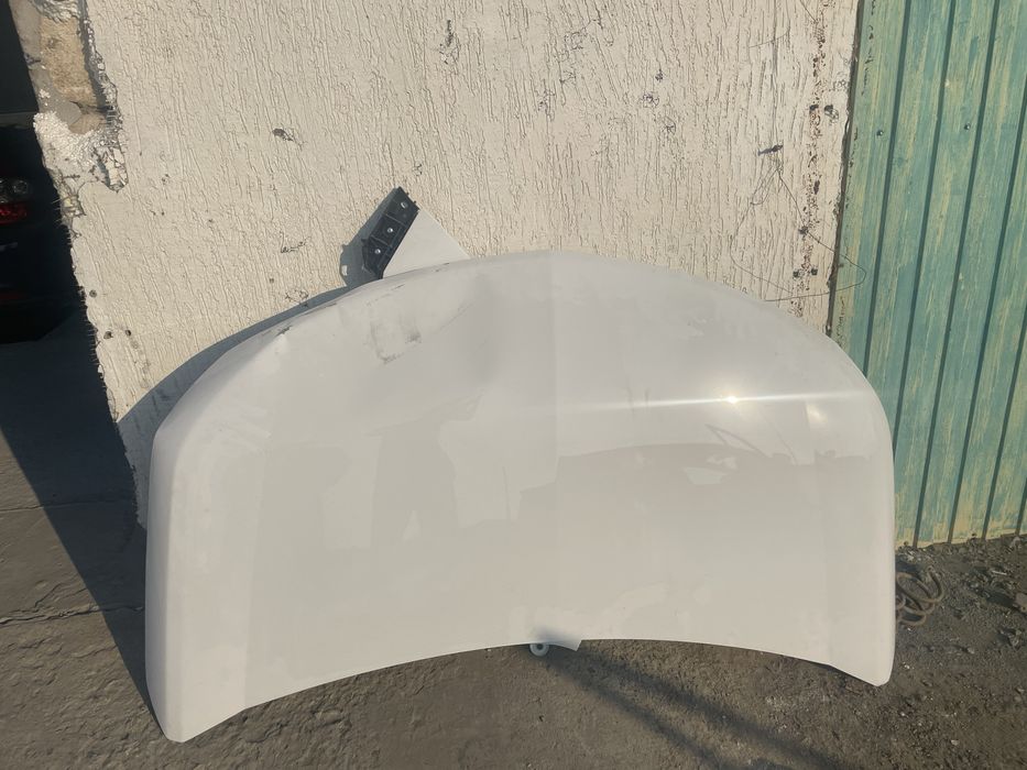 Капот оригинал Cobalt