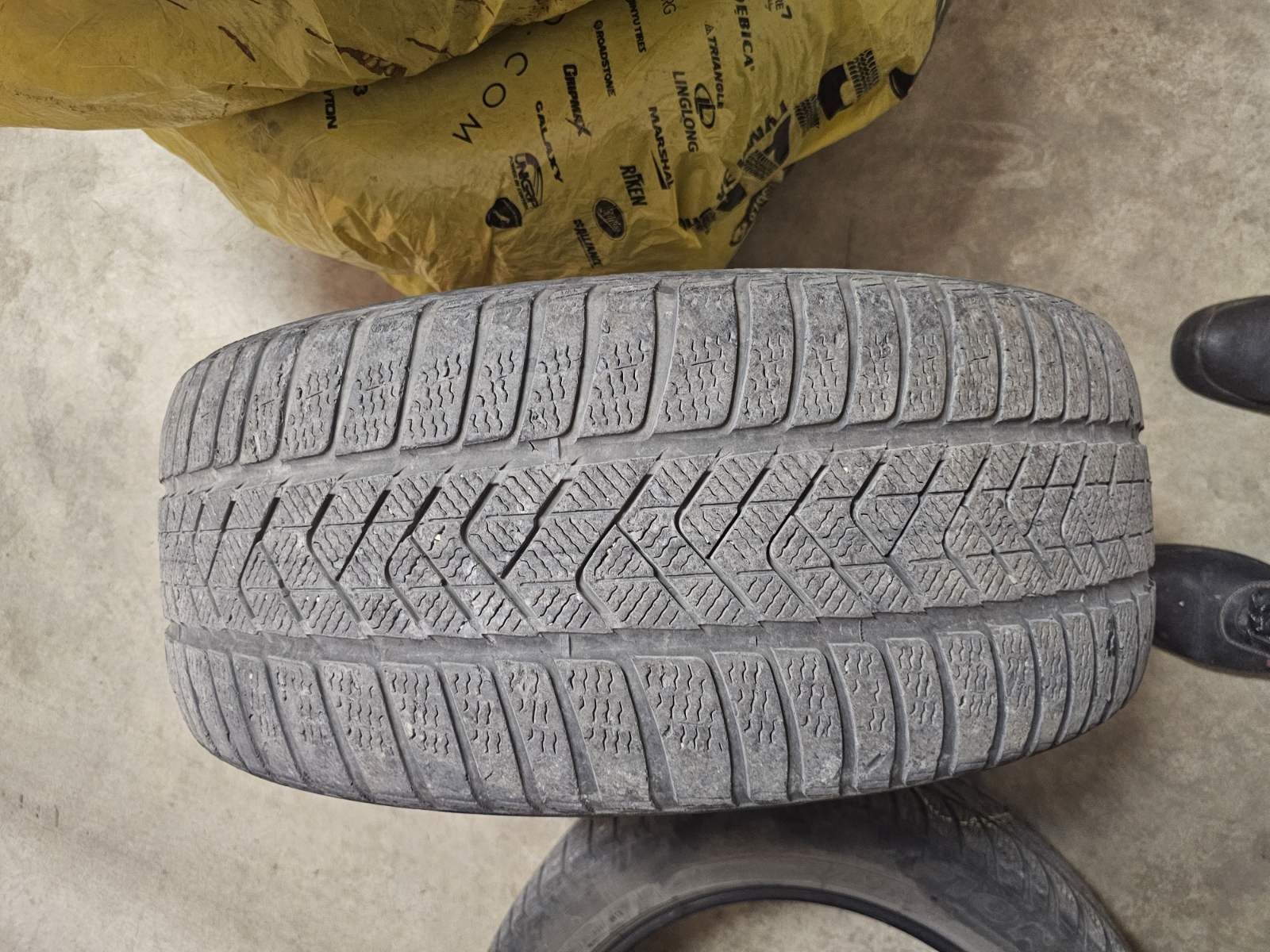 Pirelli Scorpion 275/45/20, 305/40/20