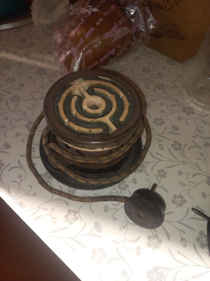 Сковороды кастрюли И.Т.Д