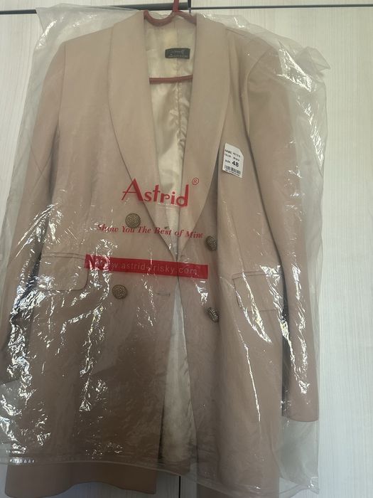 Женская одежда, бежовый пиджак , Турция