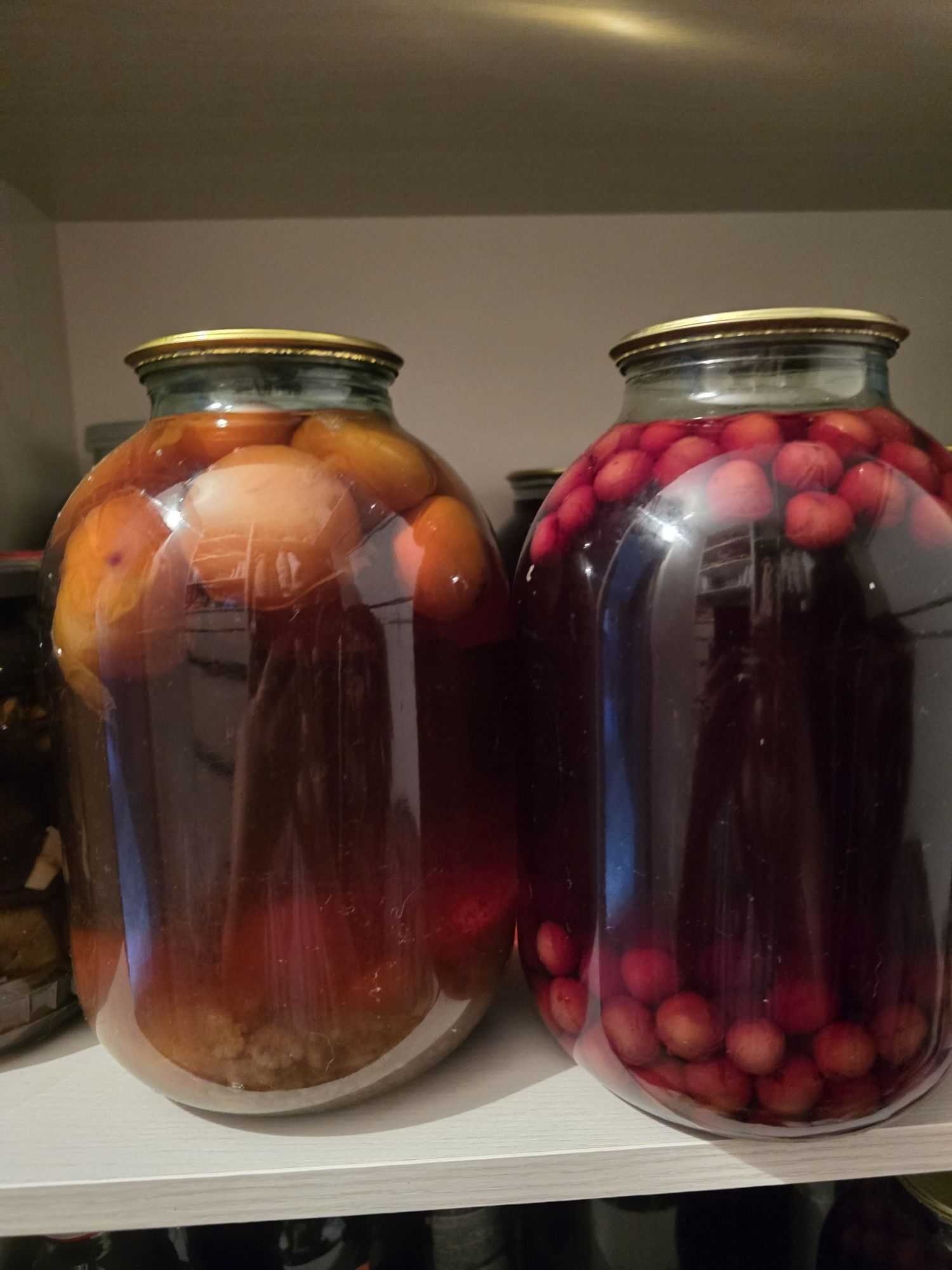 Компоты разные,ассорти