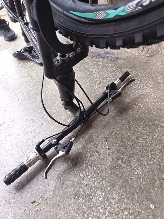 Bicicleta pentru piese