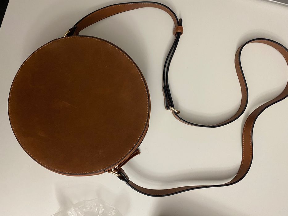 Дамска кафява чанта през рамо