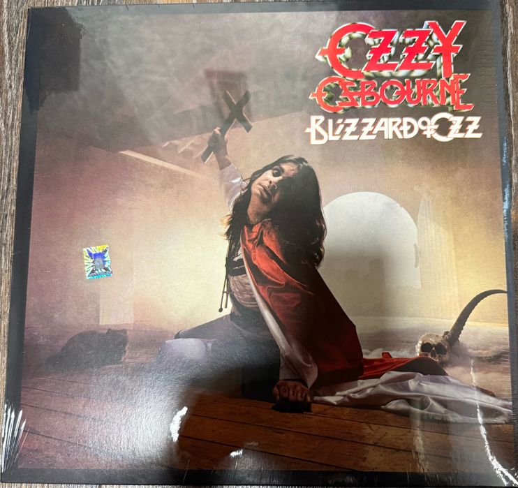 Продавам нови грамофонни плочи