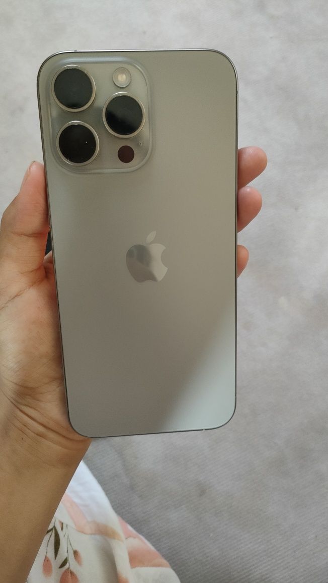 iPhone 15 pro max