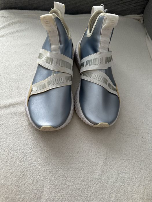 Adidasi Puma marimea 37