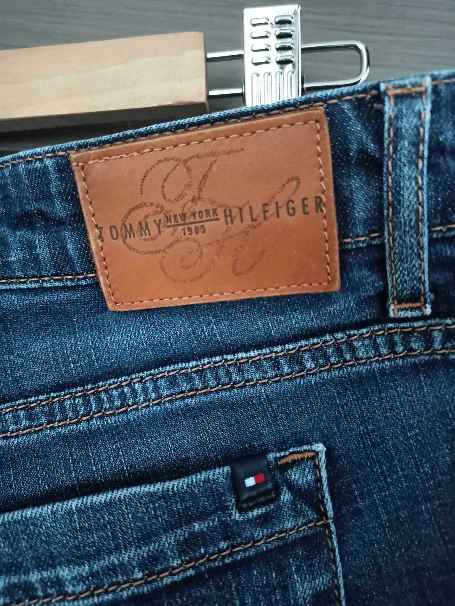 Blugi Tommy Hilfinger, marimea 29/32, model Rome RW Regular Fit