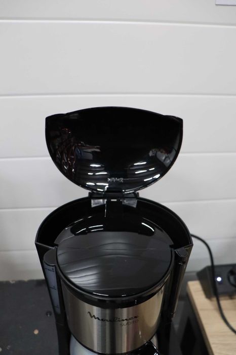 Шварц кафемашина Moulinex Subito FG362810 програмируем таймер