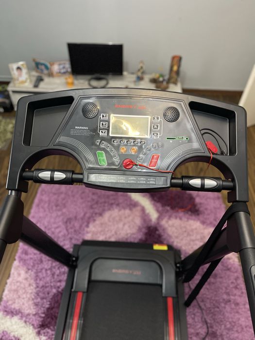 Banda alergare cu inclinare automata Energy Fit MT10A