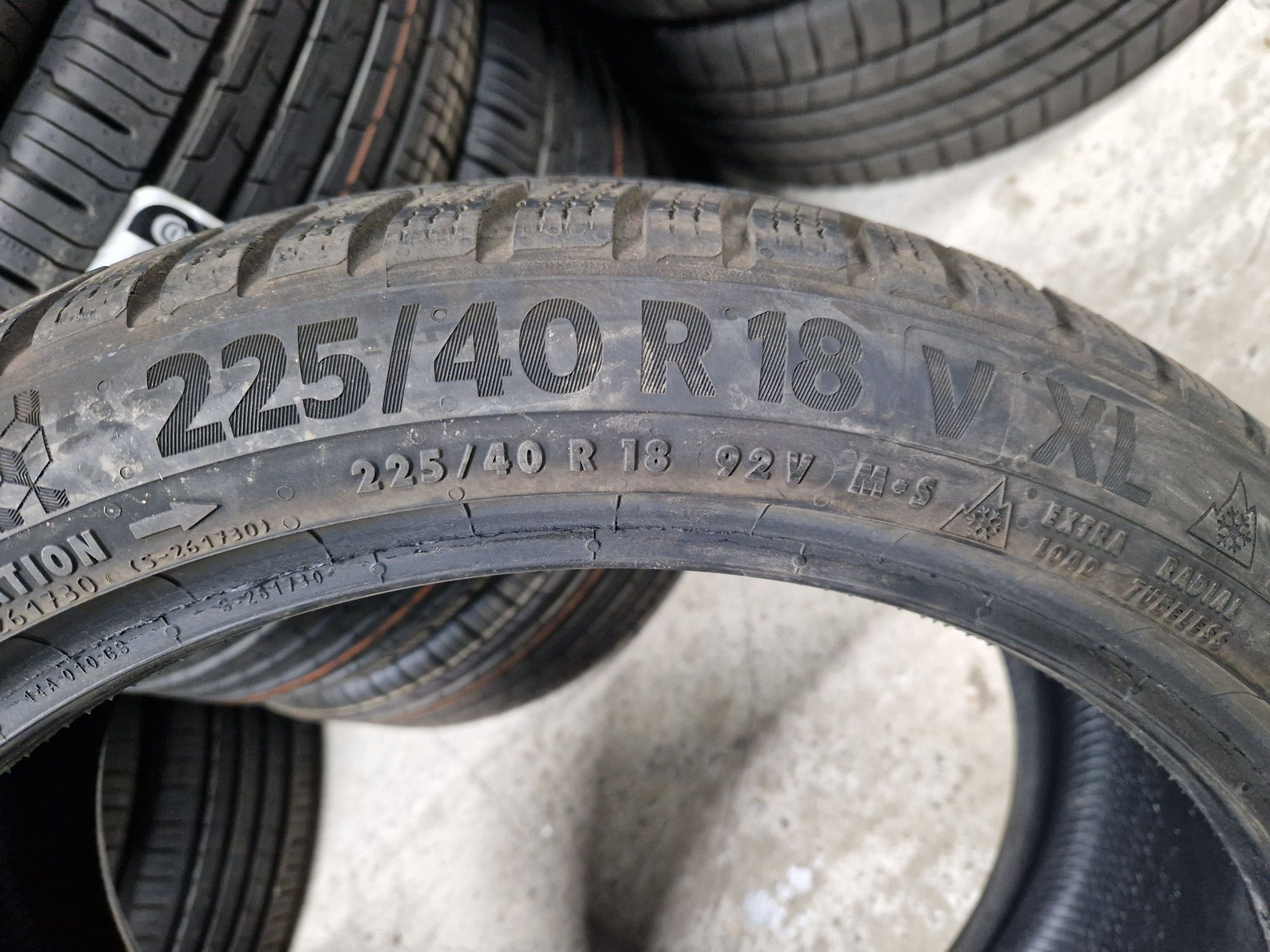 Set 4 anvelope SH iarna Continental 225/40/18 dot 2023