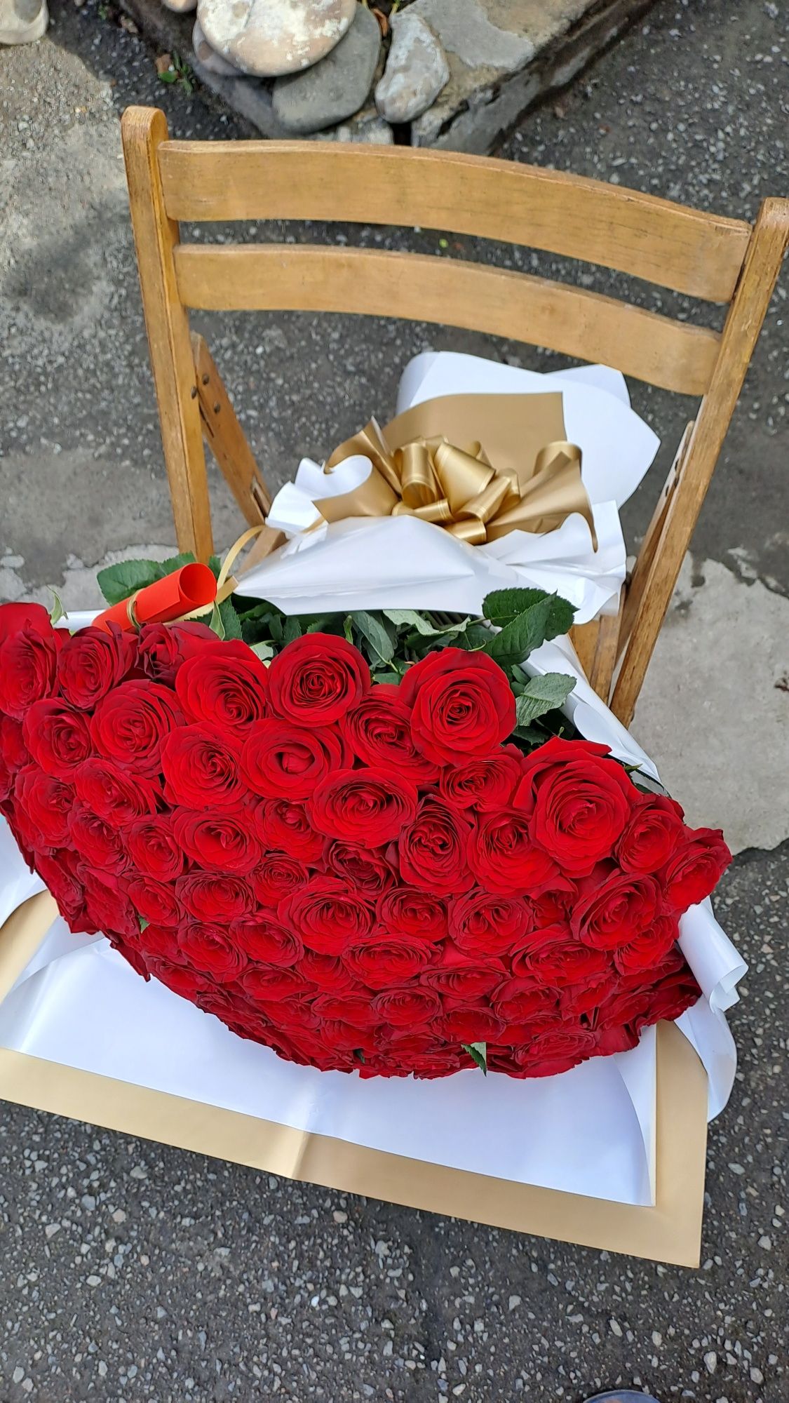 Букет цветов, розы