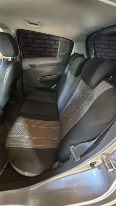 Spark mashinasi sotiladi