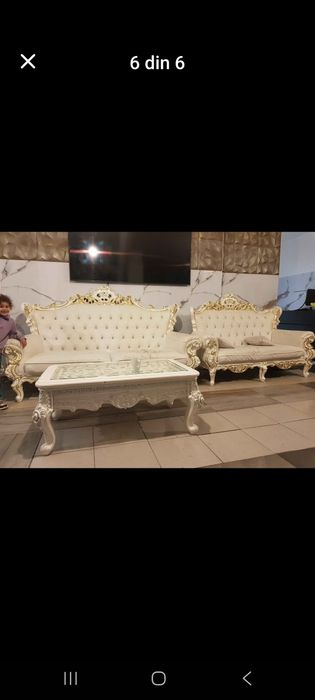 Vand mobilă in stare foarte bună