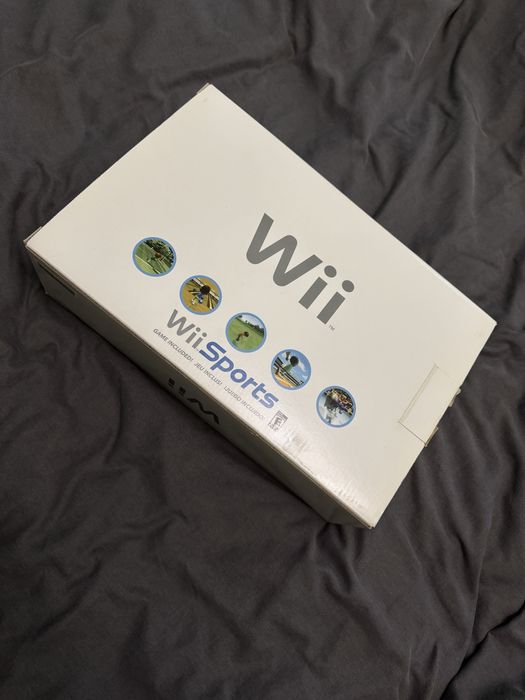 Consola Nintendo WII + 2 controllere + Nunchuck + jocuri