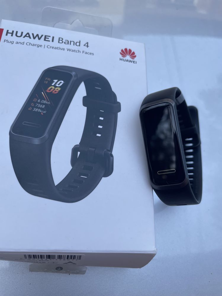Смарт гривна Huawei Band4