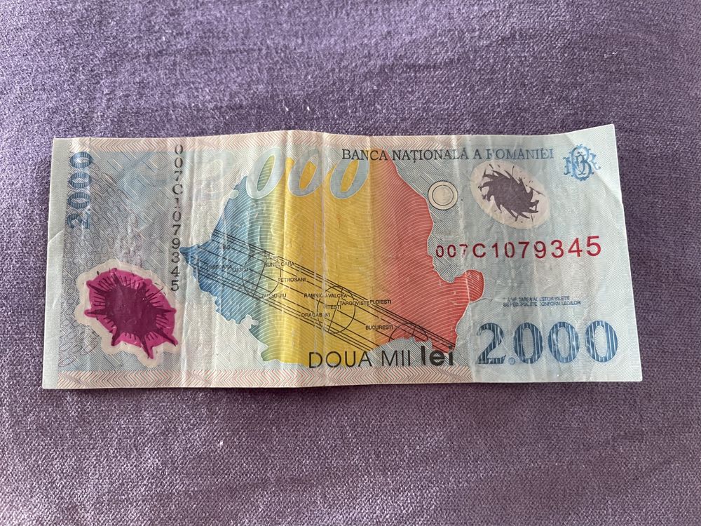 Bancnota 2000 lei Eclipsa