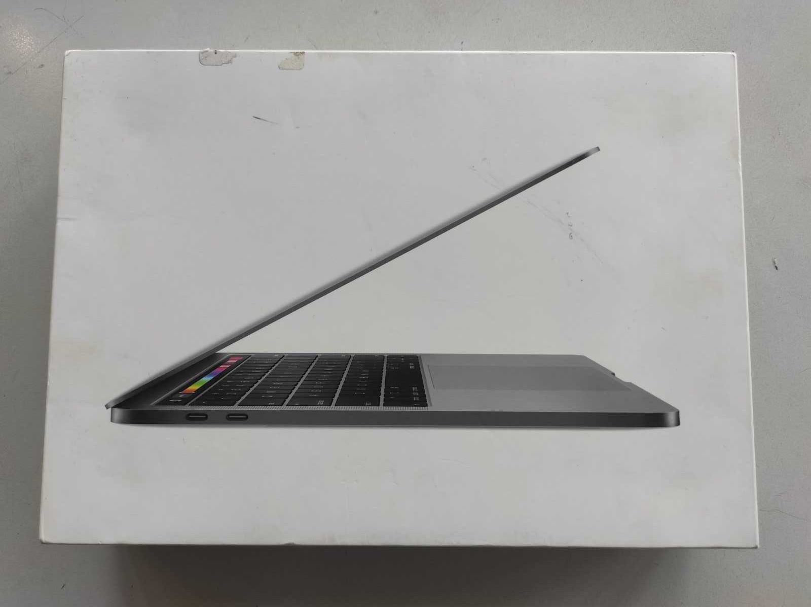 MacBook Pro 13 Inch A1989