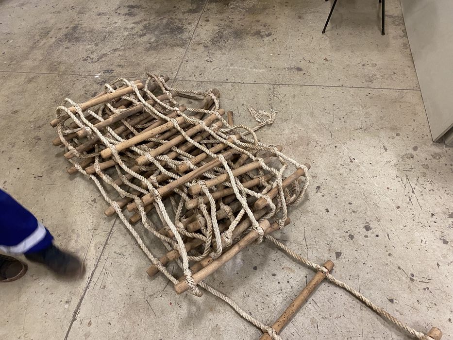 Професионална въжена стълба 20м.