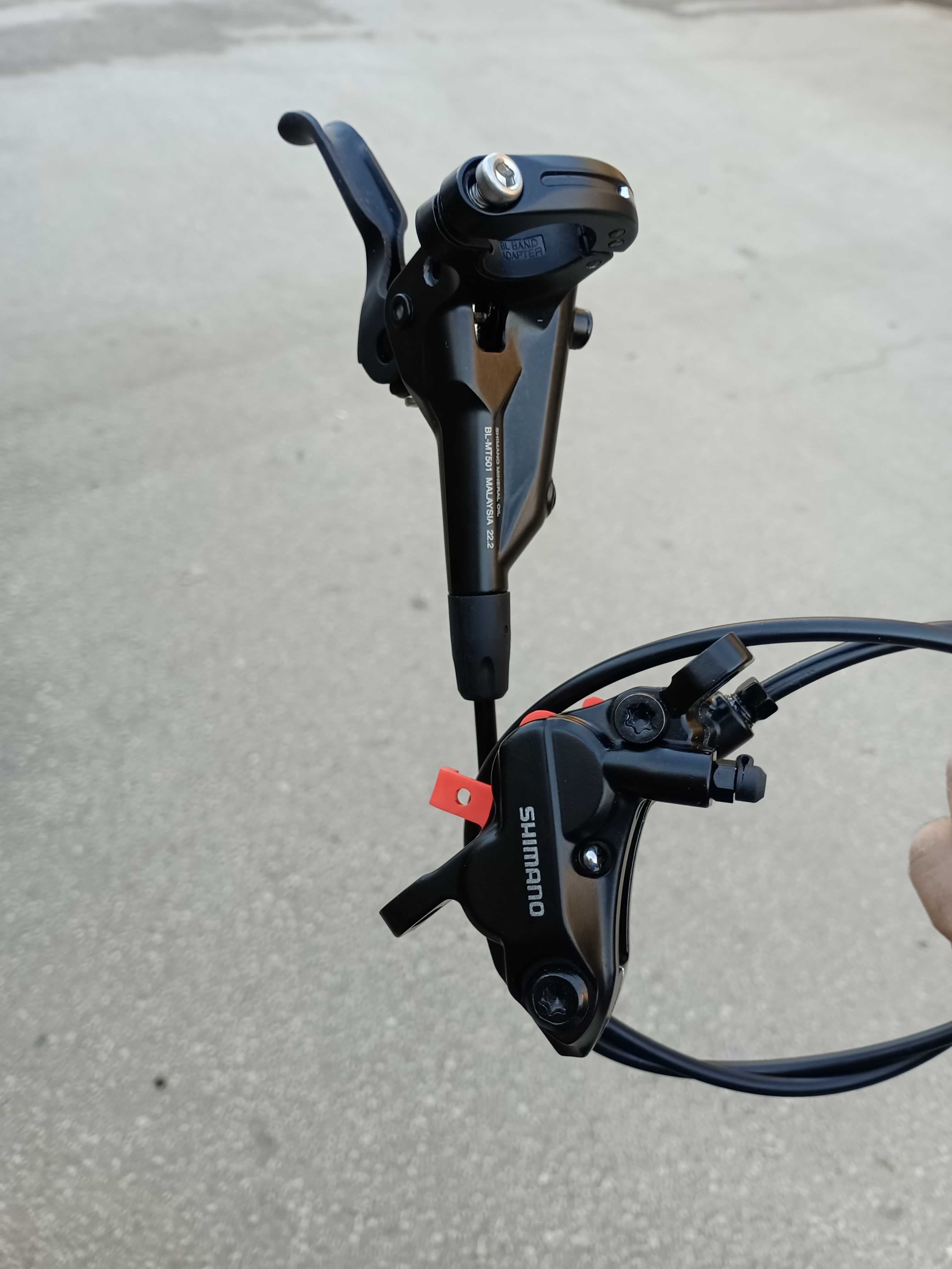 4-бутална предна спирачка Shimano BL-MT501/BR-MT520 
109 лв.