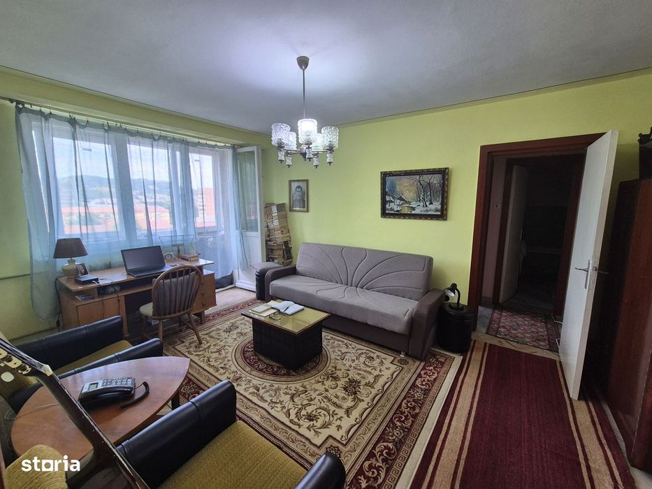 Vand apartament 2 camere