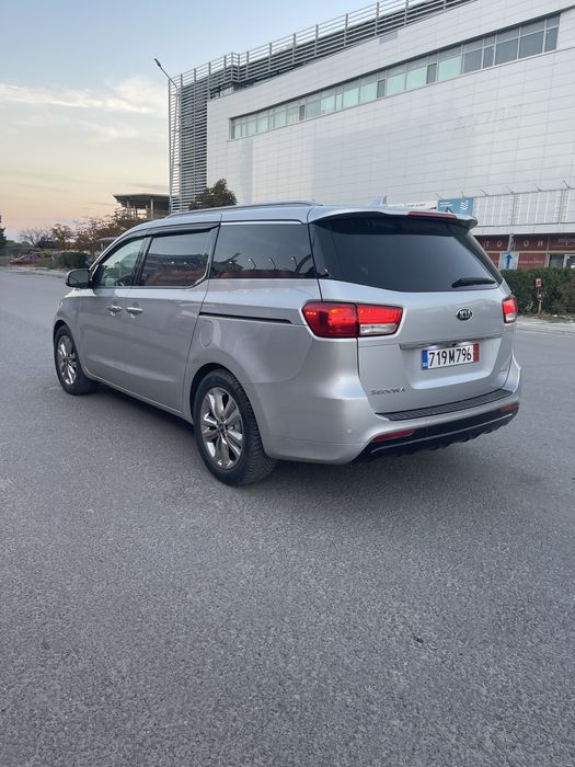KIA Carnival Sedona