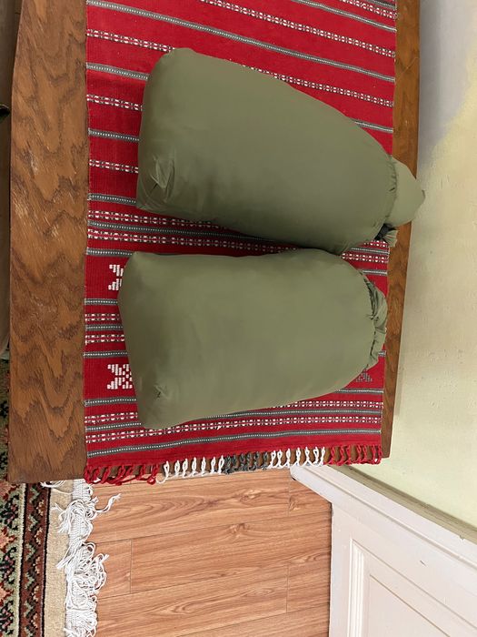 Vand costume militare