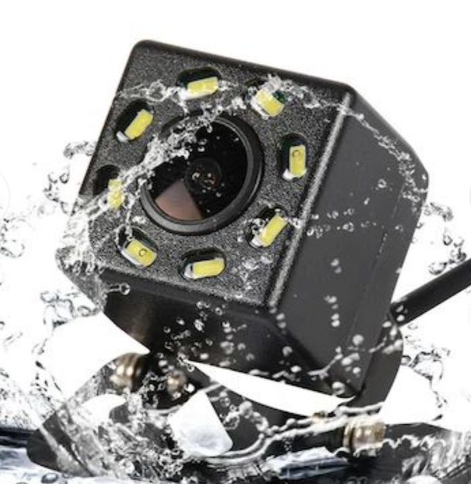 Camera video auto marsarier 2,4cm reglabila 8 leduri rezistenta la apa