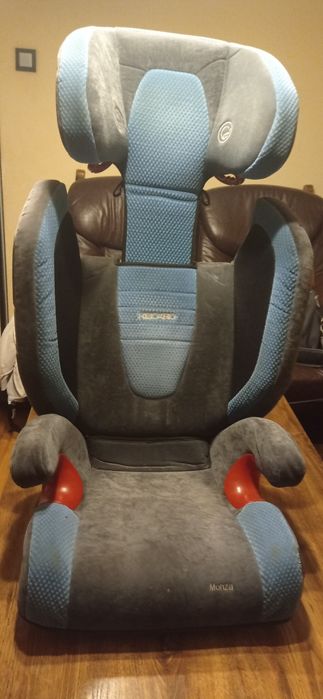 Столче RECARO за кола