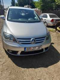 Proprietar vand golf 5 plus