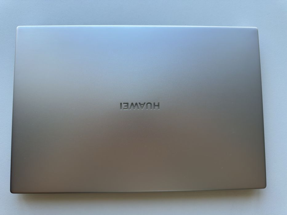 Laptop Huawei Matebook D14 AMD Ryzen 5 8GB RAM 512 SSD Windows Office