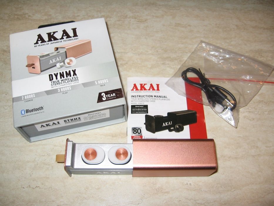 Безжични Bluetooth слушалки Akai DYNMX Playbuds