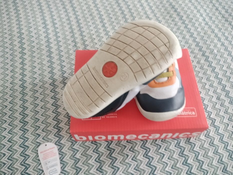 Обувки за прохождане Биомеханикс