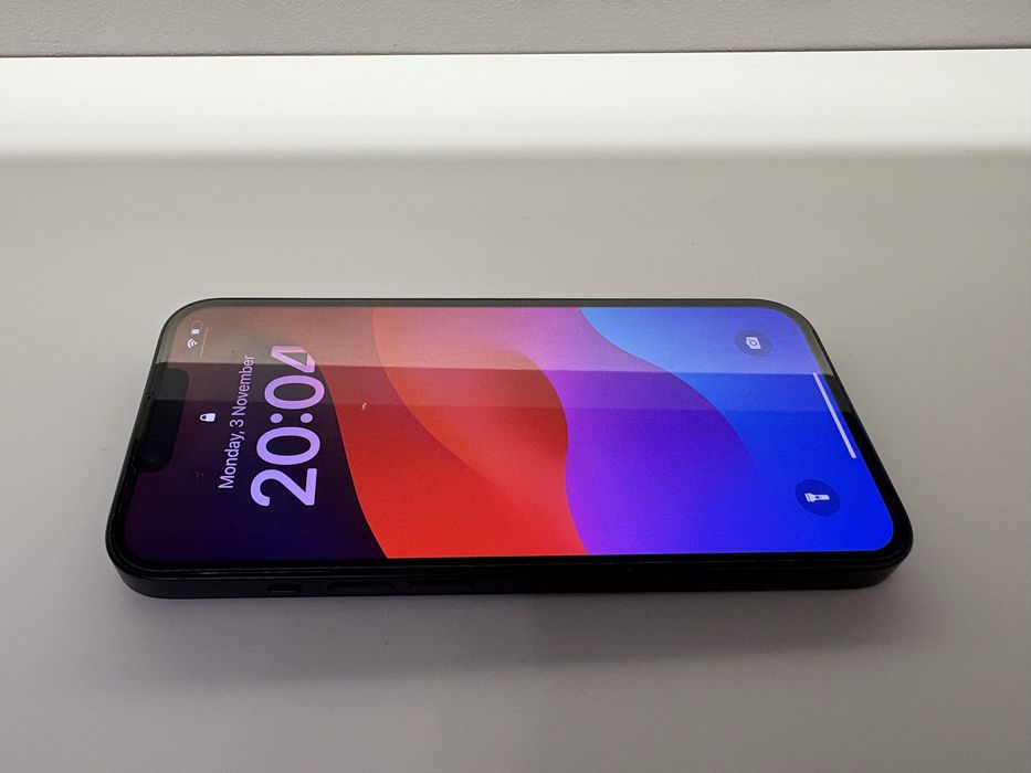 iPhone 13 128 GB Midnight Blue