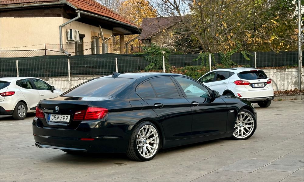 Bmw 520 D/184 cp/Automat/paket m/