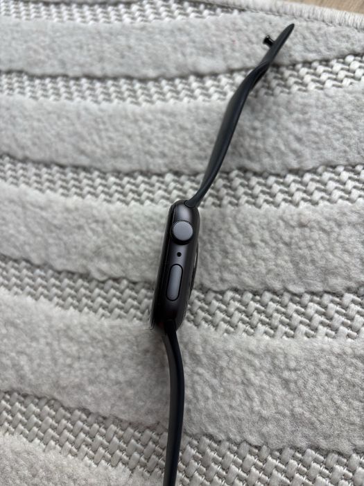Apple Watch SE 44 space gray