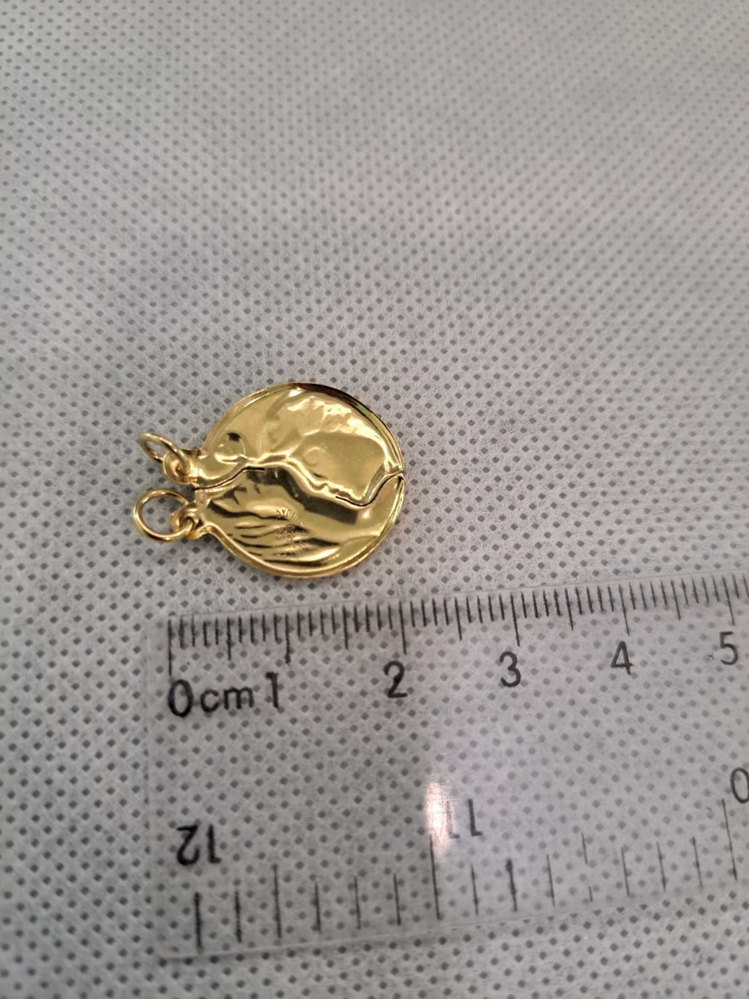 (AG41) Medalion aur, 14K b3501.5