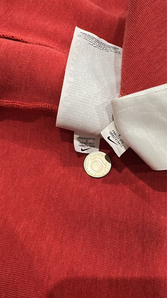 Nike tech Fleece S размер